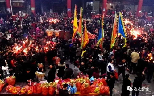 壮观,温州这个地方涌进10万人烧香 图